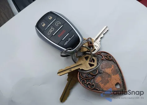 2018 Alfa Romeo Giulia Ti Rwd z USA, uszkodzony, nr VIN ZARFAECNXJ7589715